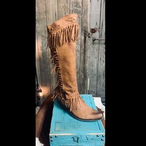 Old Gringo - Nikka 17” Size 9